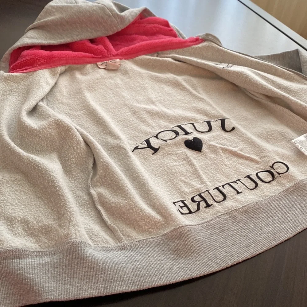 Juicy Couture Faux Fur Hoodie Sz M 8/10Y - Picture 14 of 14